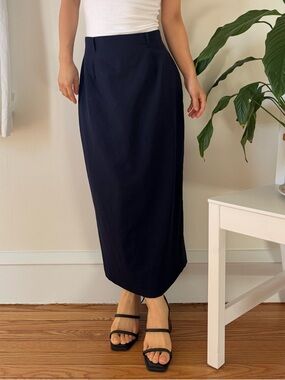 Vintage Talbots 100% Wool Navy Blue Long Pencil Skirt With Back Slit Size 8